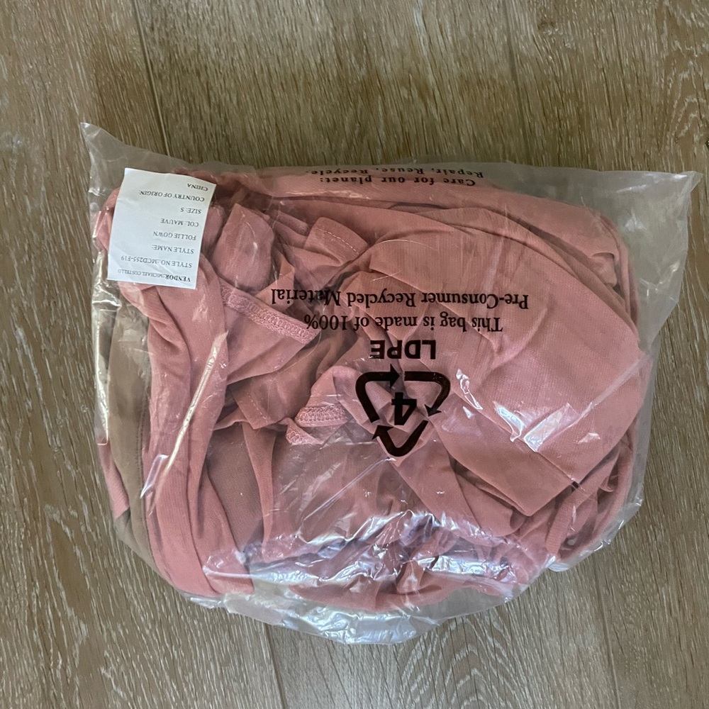 Michael Costello x REVOLVE Follie Gown in Pink. Size M - Picture 5 of 5